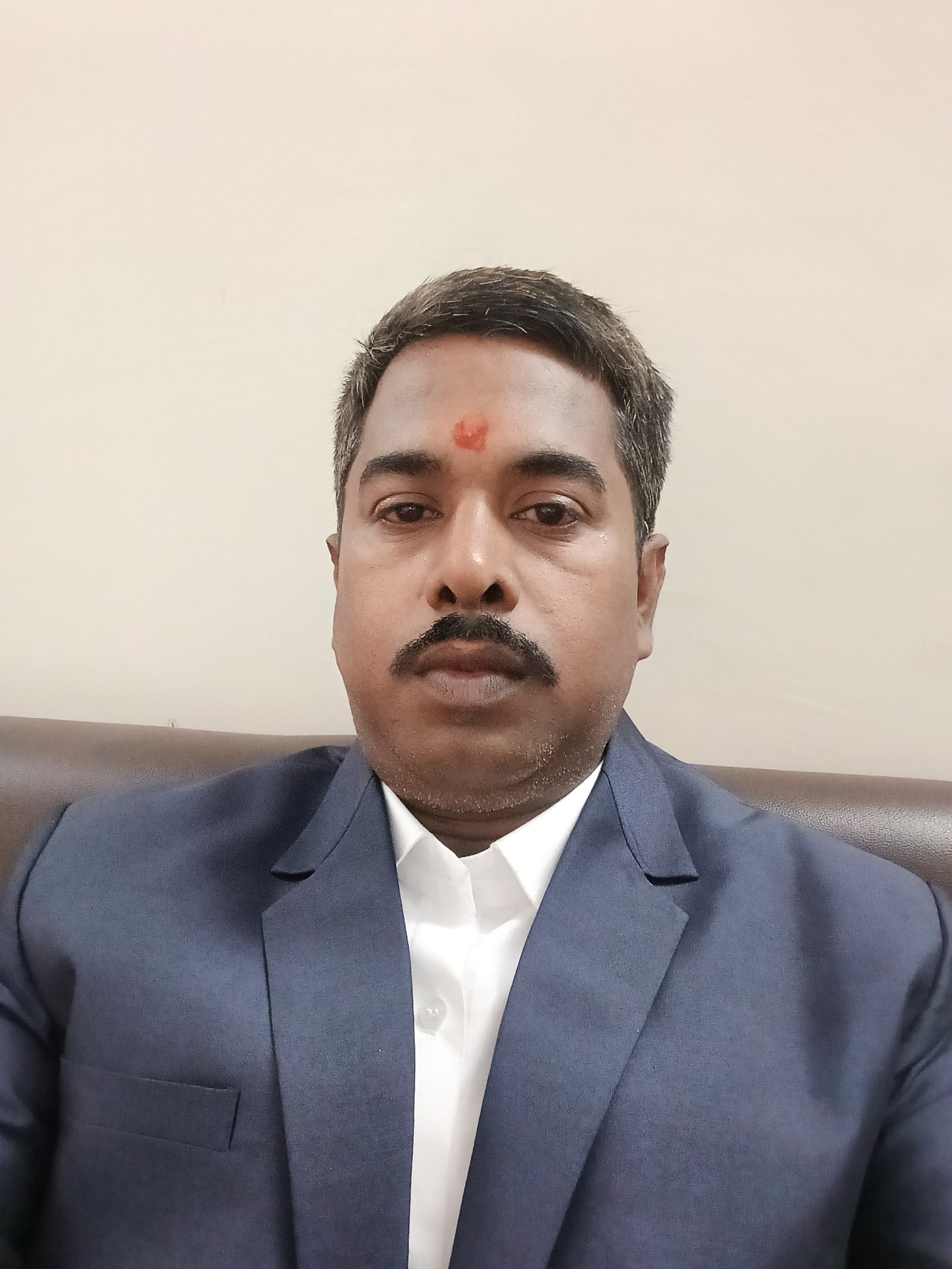 DR. RAVISH KUMAR